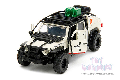 Jada Toys - Hollywood Rides | Jeep® Gladiator Pickup Truck "Jurassic World Dominion" (2022) Movie (2020, 1/32 scale diecast model car, Beige) 34465/24