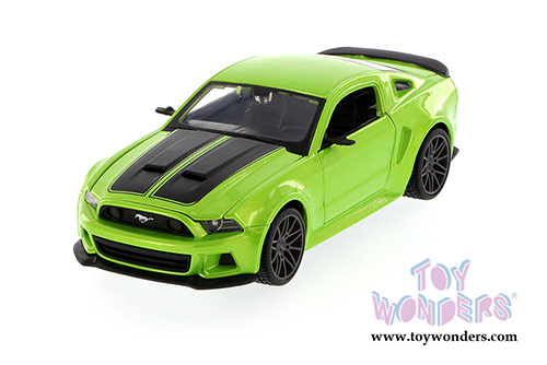 Showcasts Collectibles - Ford Mustang Street Racer/ Ford Mustang GT Hardtop (2014/2015, 1/24 scale diecast model car, Asstd.) 34506/08