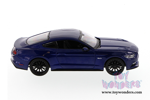 Showcasts Collectibles - Ford Mustang Hardtop (2015, 1/24 scale diecast model car, Asstd.) 34508