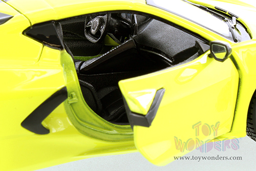 Showcasts  Collectibles - Chevrolet&reg; Corvette&reg; Stingray Coupe Z51 Hardtop (2020, 1/24 scale diecast model car, Asstd.) 34527