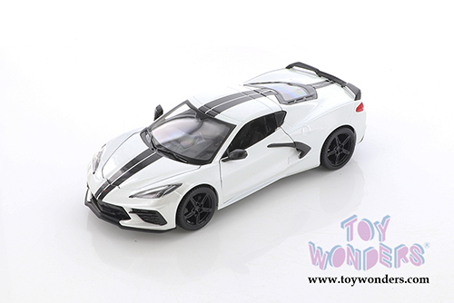Showcasts Collectibles - Chevrolet&reg; Corvette&reg; Stingray Coupe Z51 (2020, 1/24 scale diecast model car, White) 34527DW