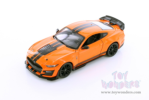 Showcasts Collectibles - Ford Mustang Shelby&reg; GT500&reg; Hardtop (2020, 1/24 scale diecast model car, Asstd.) 34532