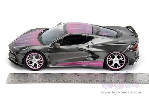 Jada Toys Pink Slips - Chevrolet® Corvette® Stingray™ with Display Base (2020, 1/24 scale diecast model car, Metallic Gray/Pink) 34848