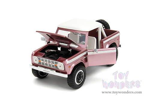 Jada Toys Pink Slips - Ford Bronco with Display Base (1973, 1/24 scale diecast model car, Pink) 34896