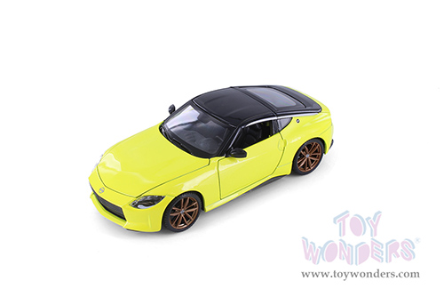 Showcasts® Collectibles - Nissan Z (2023, 1/24 scale die cast model car, Yellow) 38904YL MAP: $22.99