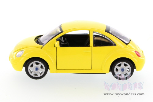 Showcasts Collectibles - Volkswagen New Beetle Hard Top (1/25 scale diecast model car,Asstd.) 34975