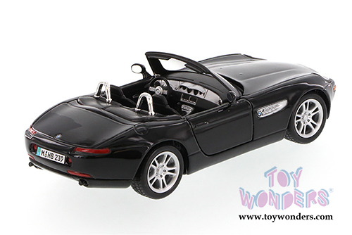 Showcasts Collectibles - BMW Z8 Convertible (1/24 scale diecast model car, Asstd.) 34996