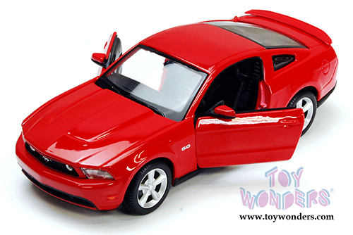 Showcasts - Ford Mustang GT Hard Top (2006/2011, 1/24 scale diecast model car, Asstd.) 34997/09