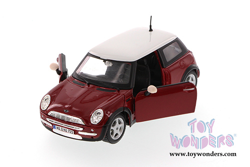 Showcasts - Mini Cooper Hard Top/ Mini Cooper Cabrio (1/24 scale diecast model car, Asstd.) 34998/19