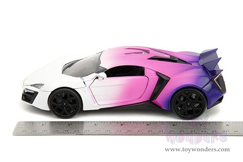 Jada Toys Pink Slips - Lycan Hypersport with Display Base (1/24 scale diecast model car, White/w Pink-Blue Gradient) 35058