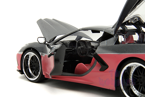Jada Toys Pink Slips - Chevrolet® Corvette® Stingray™ with Display Base (2020, 1/24 scale diecast model car, Metallic Gray/Pink) 35068