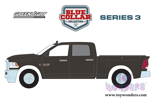 Greenlight - Blue Collar Collection Series 3 | Dodge Ram 2500 Pickup Truck (2017, 1/64 scale diecast model car, Black) 35080F/48