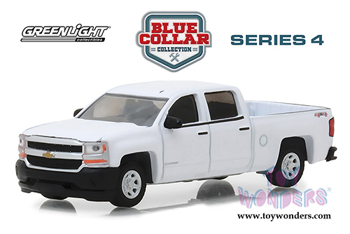 Greenlight - Blue Collar Collection Series 4 | Chevrolet&reg; Silverado&trade; 1500 Pickup Truck (2018, 1/64 scale diecast model car, White) 35100F/48