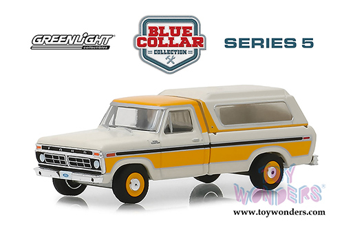 Greenlight - Blue Collar Collection Series 5 | Ford F-100 with Camper Shell (1977, 1/64 scale diecast model car, Orange/White) 35120D/48
