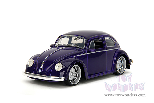 Jada Toys - Hollywood Rides | Volkswagen Beetle with Wednesday Addams and Thing Diecast Figures (1/24, diecast model car, Purple) 35131