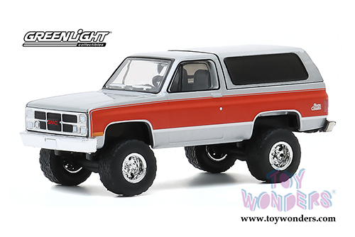 Greenlight - All Terrain Series 10 Assortment (1/64 scale diecast model car, Asstd.) 35170/48