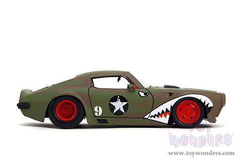 Jada Toys Bigtime Muscle - Pontiac® Firebird® #9 Hardtop (1972, 1/24 scale diecast model car, Green Camouflage/w Flames) 35212