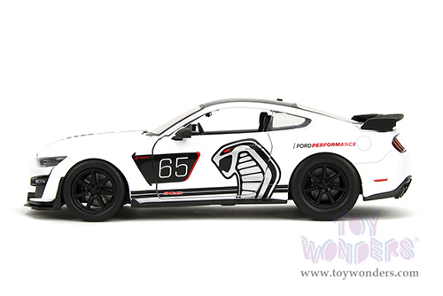 Jada Toys Bigtime Muscle - Ford Mustang Shelby® GT500® #65 (2020, 1/24 scale diecast model car, White/Black stripes) 35216