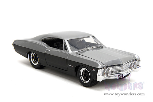Jada Toys Bigtime Muscle - Chevrolet® Impala™ SS™ Hardtop (1967, 1/24 scale diecast model car, Silver/Black) 35217