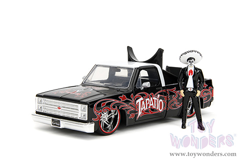 Jada Toys - Hollywood Rides | 1985 Chevrolet® C10 Pickup Truck with Charro Man figure - Tapatio Day of The Dead (1985, 1/24, diecast model car, Black with red/w White top) 35476