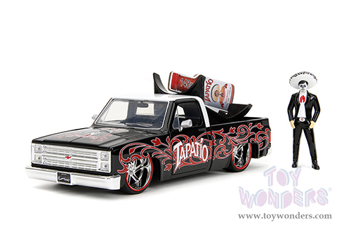 Jada Toys - Hollywood Rides | 1985 Chevrolet® C10 Pickup Truck with Charro Man figure - Tapatio Day of The Dead (1985, 1/24, diecast model car, Black with red/w White top) 35476