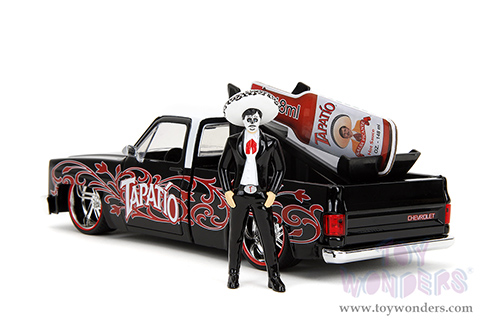 Jada Toys - Hollywood Rides | 1985 Chevrolet® C10 Pickup Truck with Charro Man figure - Tapatio Day of The Dead (1985, 1/24, diecast model car, Black with red/w White top) 35476