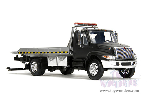 Jada Toys  - International® DuraStar 4400 Flatbed Tow Truck (1/24 scale diecast model car, Black) 35851