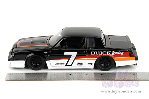 Jada Toys Bigtime Muscle - Buick® Grand National™ #7 "Buick Racing" (1987, 1/24 scale diecast model car, White/Black w Red/Orange stripes) 35864