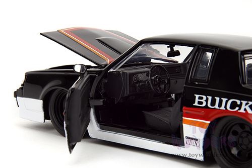Jada Toys Bigtime Muscle - Buick® Grand National™ #7 "Buick Racing" (1987, 1/24 scale diecast model car, White/Black w Red/Orange stripes) 35864