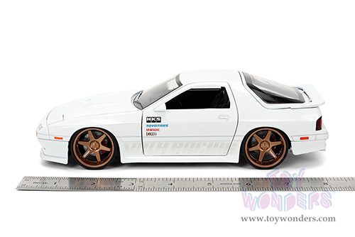 Jada Toys JDM Tuners™- Mazda RX-7 FC (1985, 1/24, diecast model car, White) 35955