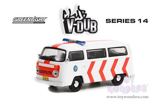  Greenlight - Club Vee-Dub Series 14 | Volkswagen Type 2 (T2B) - Rijkspolitie Dutch National Police (1975, 1/64 scale diecast model car, White/Red) 36050B/48