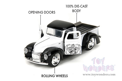 Jada Toys - Hollywood Rides | Disney Mickey Mouse Ford Pickup - Steamboat Willie Theme (1941, 1/32 scale diecast model car, Black/White) 36091
