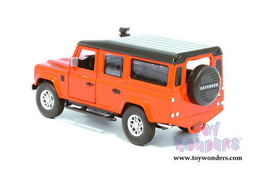 Tayumo - Land Rover Defender 110 (1/36 scale diecast model car, Tangiers Orange) 36100010