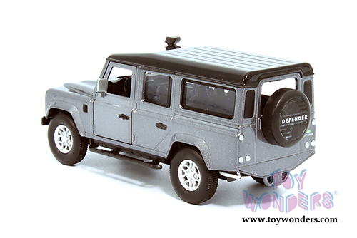 Tayumo - Land Rover Defender 110 (1/36 scale diecast model car, Stornoway Gray) 36100013