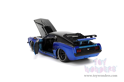 Jada Toys Bigtime Muscle - Ford Mustang Boss 429 Hardtop (1970, 1/24 scale diecast model car, Candy Blue/Black Flames) 36154