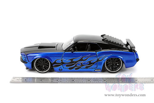 Jada Toys Bigtime Muscle - Ford Mustang Boss 429 Hardtop (1970, 1/24 scale diecast model car, Candy Blue/Black Flames) 36154