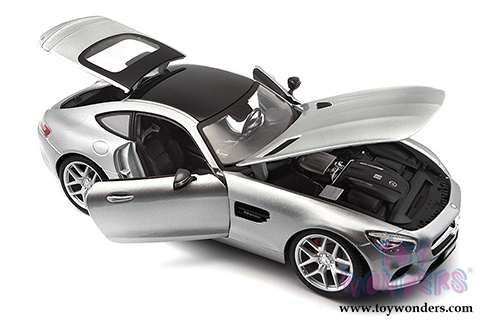 Maisto Premiere - Mercedes-Benz AMG GT Hardtop (1/18 scale diecast model car, Silver) 36204SV