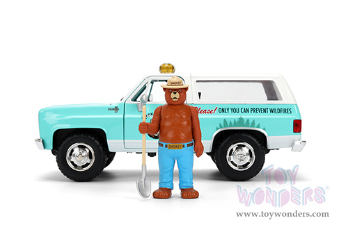 Jada Toys - Hollywood Rides | Chevrolet® Blazer with Smokey Bear™ Diecast Figure (1980, 1/24, diecast model car, Light Green) 36294