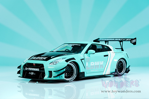 Jada Toys Pink Slips - Nissan GT-R (R35) with Liberty Walk Body Kit 2.0 and Display Base (2020, 1/18 scale diecast model car, Seafoam Blue/White Stripes) 36382