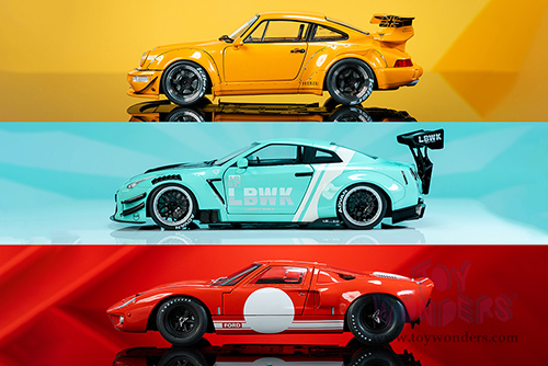 Jada Toys Pink Slips - Nissan GT-R (R35) with Liberty Walk Body Kit 2.0 and Display Base (2020, 1/18 scale diecast model car, Seafoam Blue/White Stripes) 36382