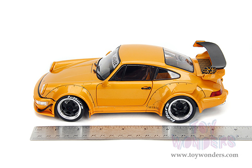 Jada Toys Pink Slips - Porsche RWB Body Kit Hibiki with Display Base (2016, 1/18 scale diecast model car, Glossy Orange) 36383