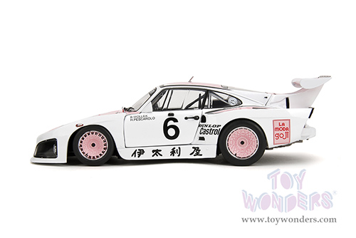 Jada Toys Pink Slips - Porsche 935 K3 #6 Bob Wollek - Henri Pescarolo Winner "Suzuka 1000KM" (1981) with Display Base (1/18 scale diecast model car, Pink/White) 36386