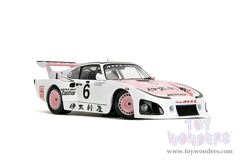 Jada Toys Pink Slips - Porsche 935 K3 #6 Bob Wollek - Henri Pescarolo Winner "Suzuka 1000KM" (1981) with Display Base (1/18 scale diecast model car, Pink/White) 36386