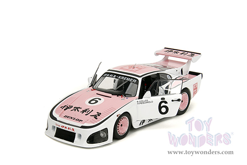 Jada Toys Pink Slips - Porsche 935 K3 #6 Bob Wollek - Henri Pescarolo Winner "Suzuka 1000KM" (1981) with Display Base (1/18 scale diecast model car, Pink/White) 36386