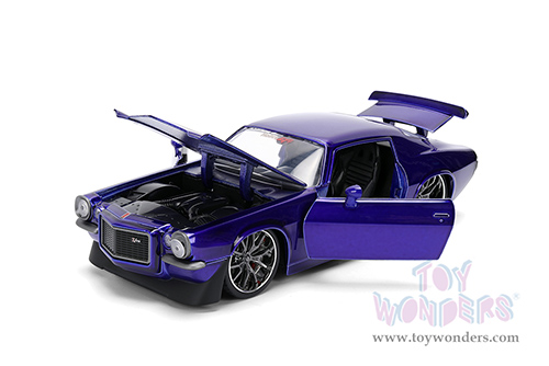 Jada Toys Bigtime Muscle - Chevrolet® Camaro® Z28 (1971, 1/24 scale diecast model car, Purple) 36592
