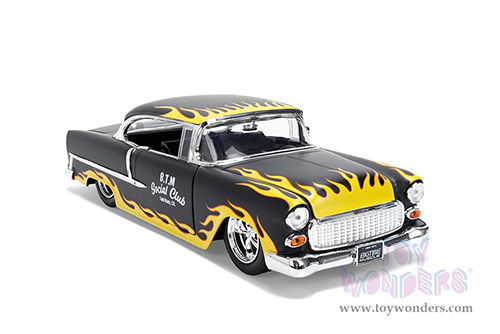 Jada Toys Bigtime Muscle - Chevrolet® Bel Air® "BTM Social Club" (1955, 1/24 scale diecast model car, Black/Yellow Flames) 36606