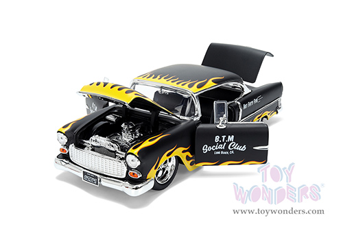 Jada Toys Bigtime Muscle - Chevrolet® Bel Air® "BTM Social Club" (1955, 1/24 scale diecast model car, Black/Yellow Flames) 36606