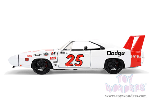 Jada Toys Bigtime Muscle - Dodge Charger Daytona #25 (1969, 1/24 scale diecast model car, White/Red Stripes) 36608