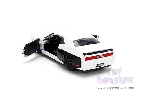 Jada Toys - Hollywood Rides | Dodge Challenger SRT8 Stormtrooper "Star Wars" (2012, 1/32 scale diecast model car, White) 36915