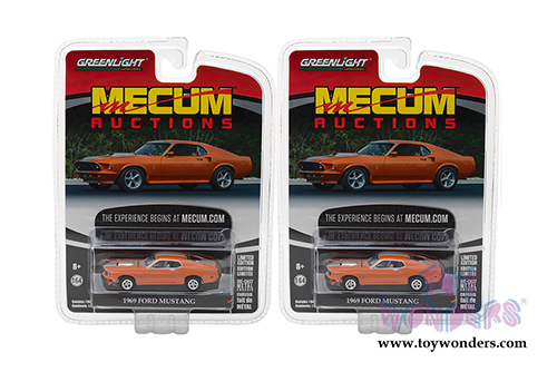 Greenlight - Mecum Auctions Series 1 | Ford Mustang Restomod (1969, 1/64 scale diecast model car, Orange/Silver) 37110A/48